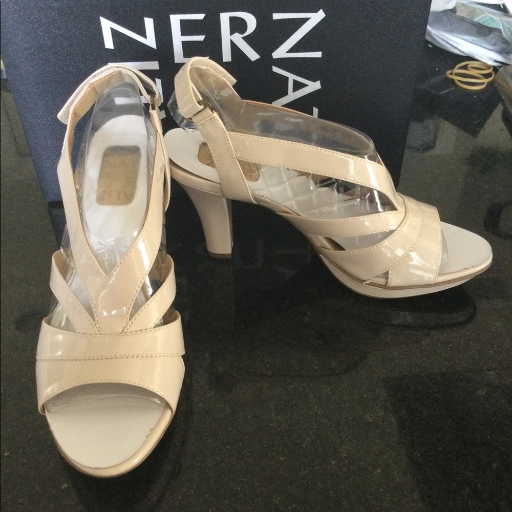 Womens Brand New Naturalizer Pump 7.5W